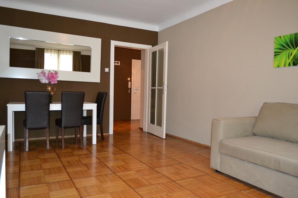 Goldfisch Apartment Hoher Markt Вена Экстерьер фото